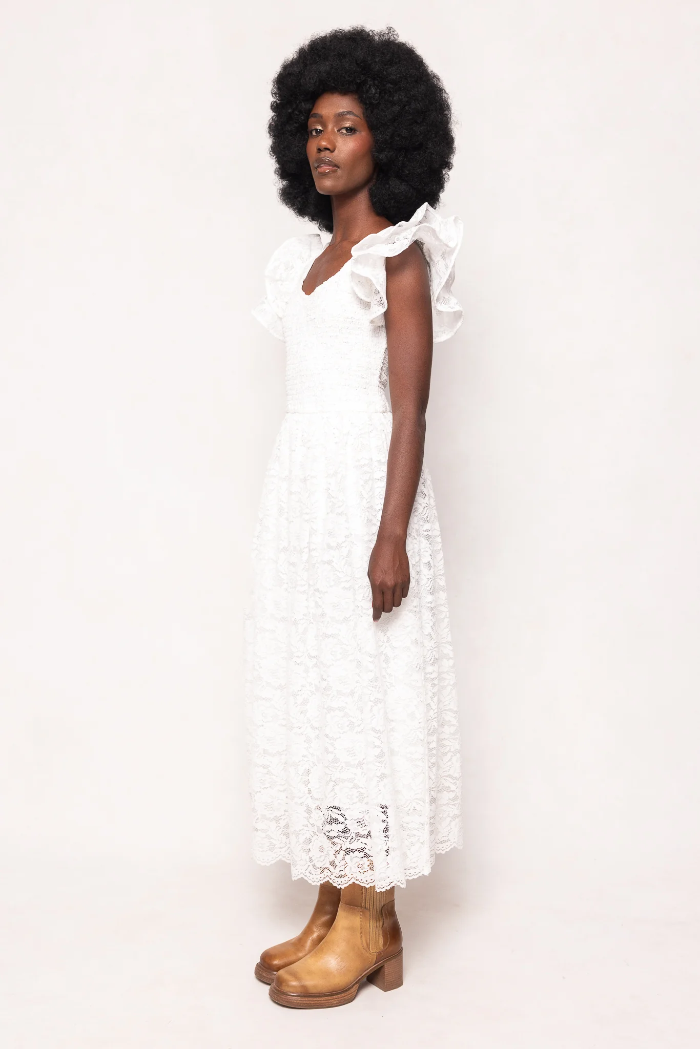 Hattie Dress in White Lace - Image 3