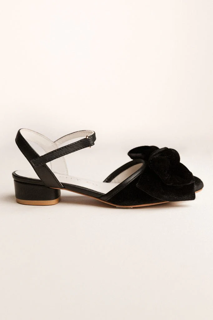 Mini Eloise Black Bow Heel - Image 4